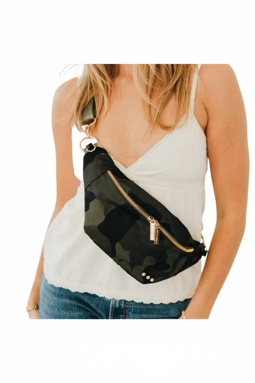 NEW FAIRE women's susie nylon sidekick bum bag in camouflage
